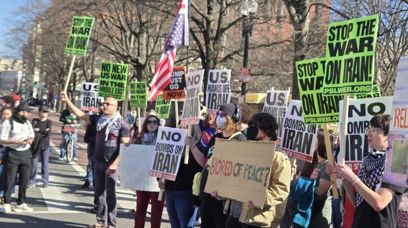 Gần 60% người Mỹ phản đối không kích Iran